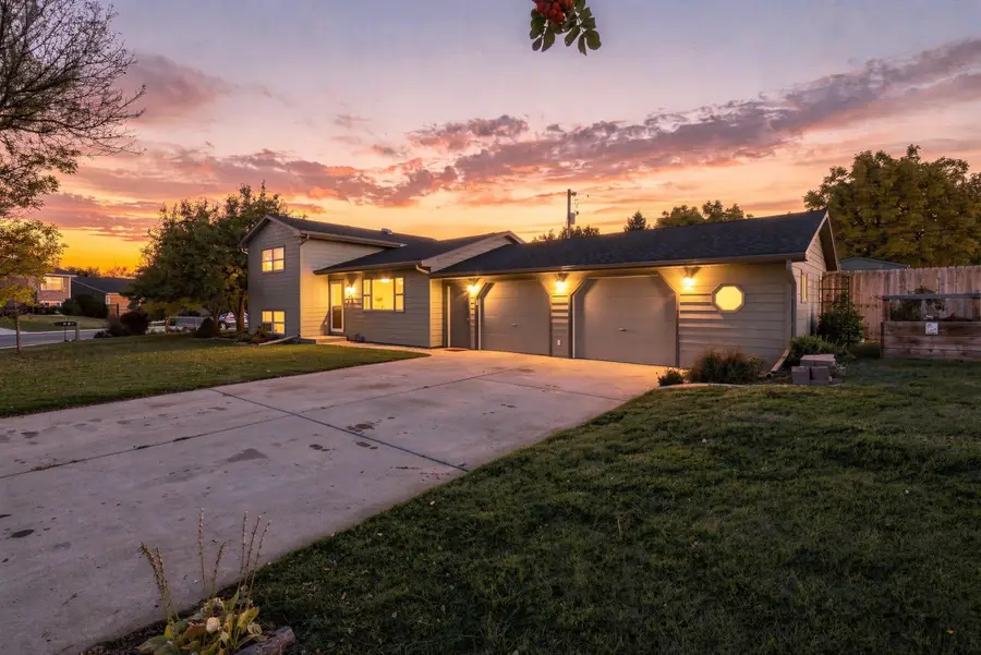 5800 W Elmwood Dr, Black Hawk, SD 57718 - #2