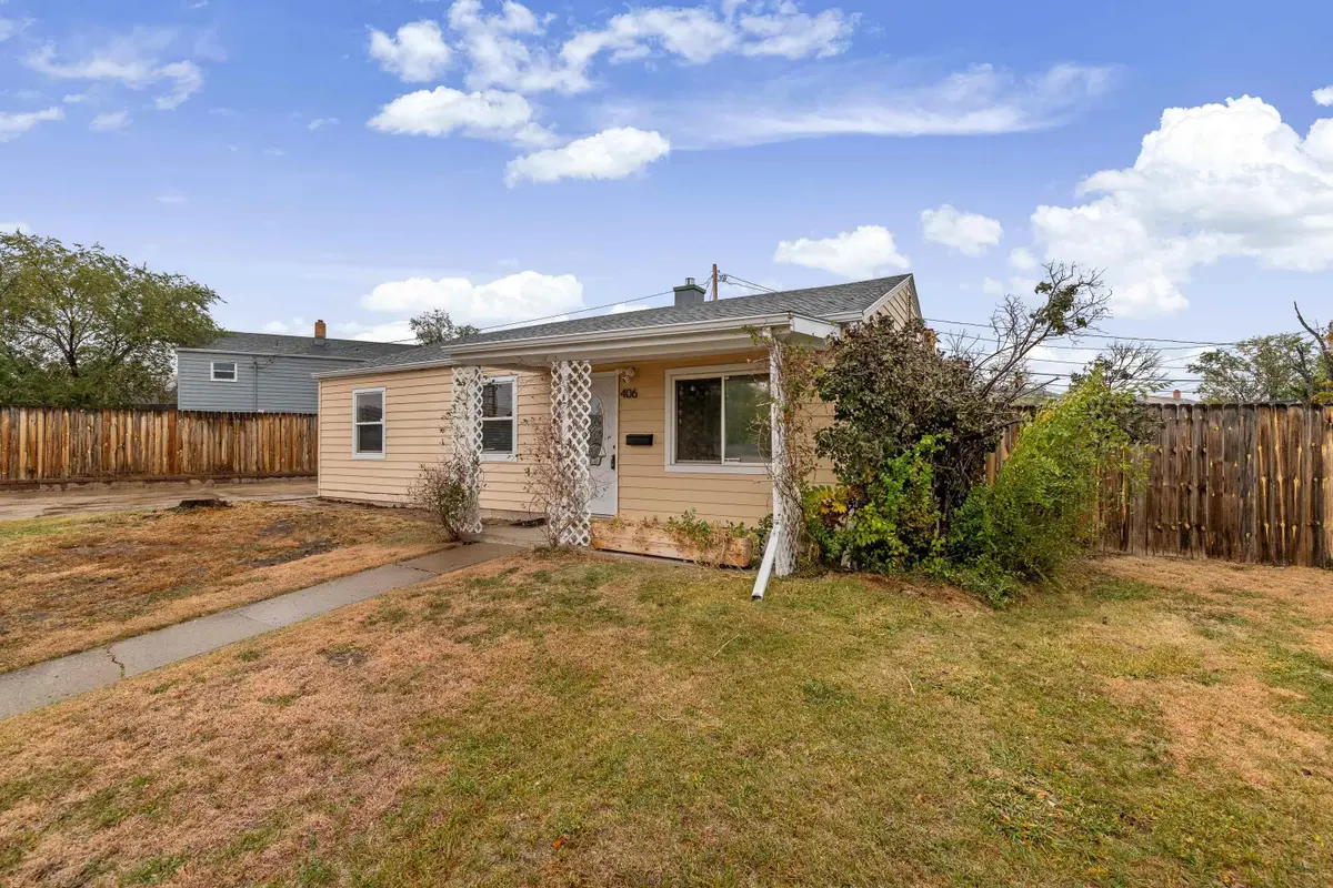 406 Robbins Dr, Rapid City, SD 57701 - #1