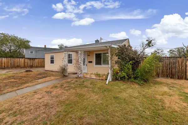 406 Robbins Dr, Rapid City, SD 57701