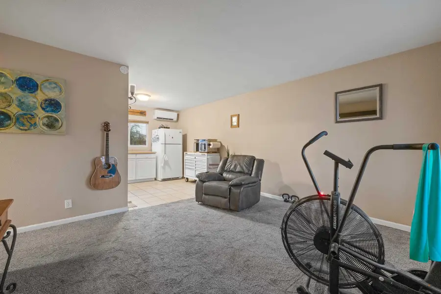 406 Robbins Dr, Rapid City, SD 57701 - #2