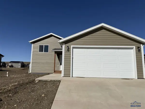 888 Vicksburg St, Box Elder, SD 57719
