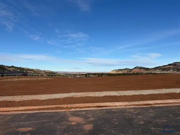 2752 Sweetclover Ct, Spearfish, SD 57783-0000
