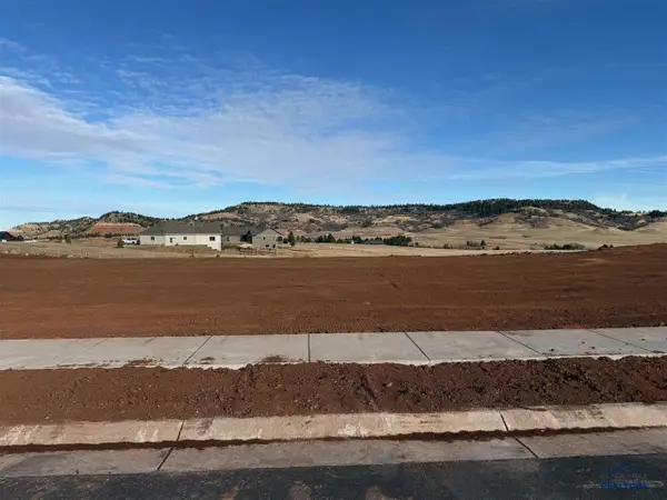 2862 Sweetclover Ct, Spearfish, SD 57783-0000