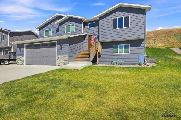 2659 Meadows Dr, Sturgis, SD 57785