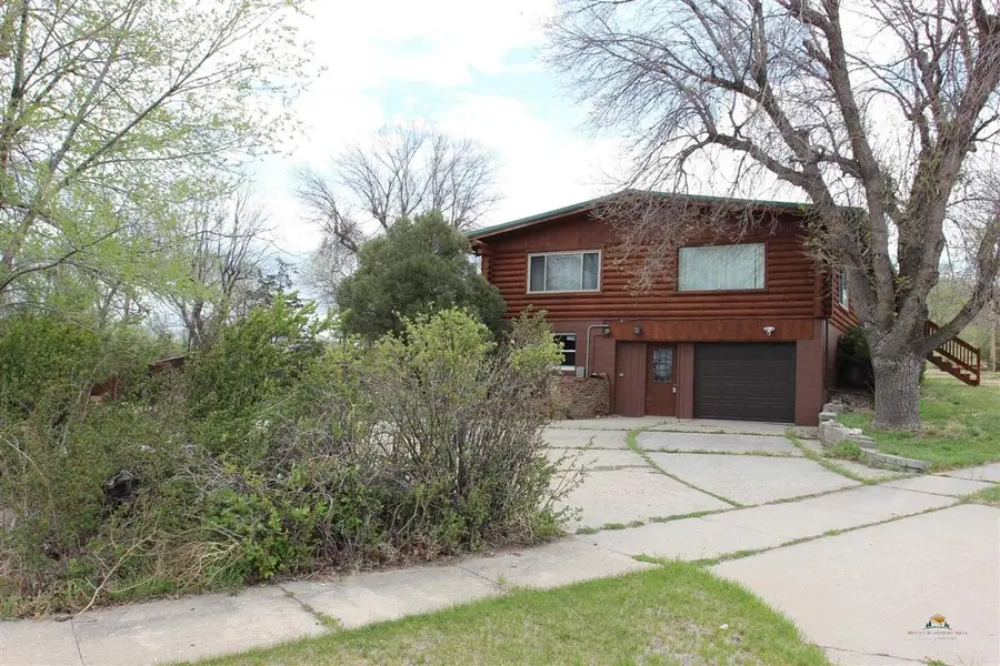 1004 F Street, Edgemont, SD 57735 - #3