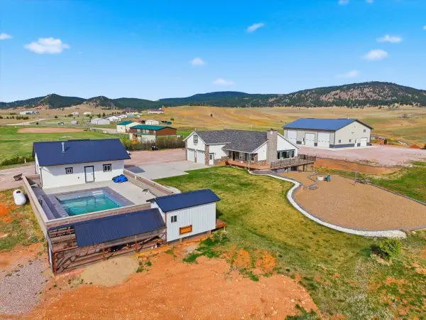 4301 Old Hwy 14, Sundance, WY 82729