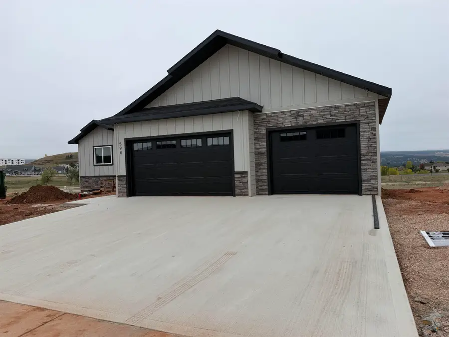 598 Gooseberry Rd, Spearfish, SD 57783 - #3