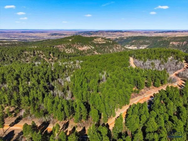 25 Pasque Loop, Spearfish, SD 57783