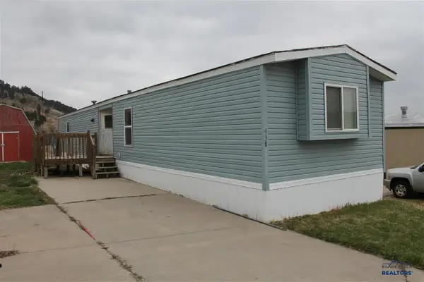 438 Danielle Ct, Sturgis, SD 57785