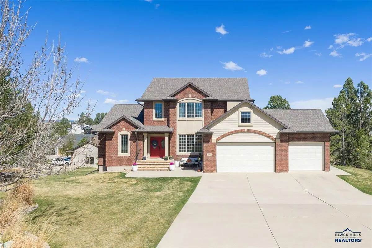 6503 Kennemer Dr, Rapid City, SD 57702 - #1