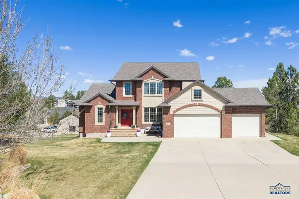 6503 Kennemer Dr, Rapid City, SD 57702