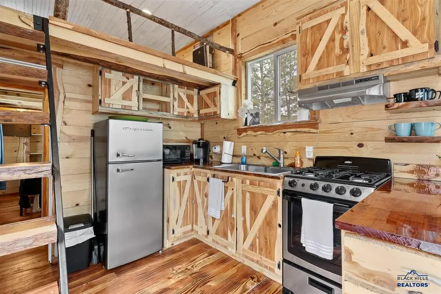 27651-R Country View Rd, Hot Springs, SD 57747 - #2