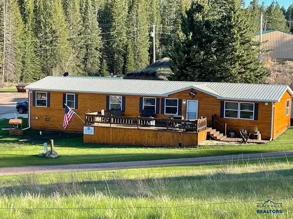11321 Gillette Prairie Road, Hill City, SD 57745-0000