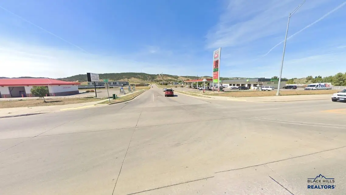 3212 Haines Ave, Rapid City, SD 57701 - #1