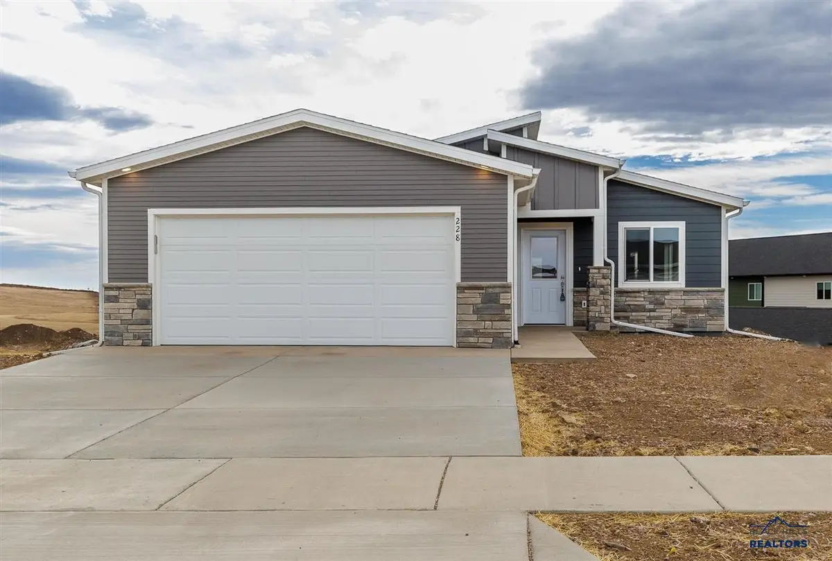 228 N Valley Dr, Rapid City, SD 57703 - #1