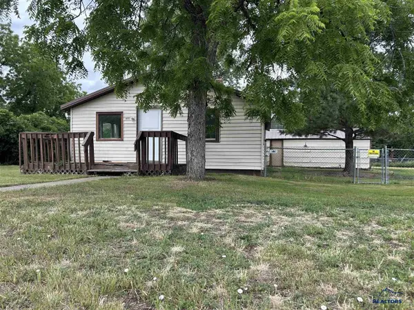 1977 Park Avenue, Sturgis, SD 57785