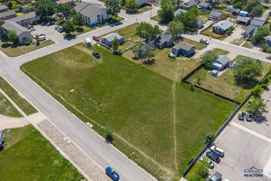 315 Lindbergh Ave, Rapid City, SD 57701 - #2