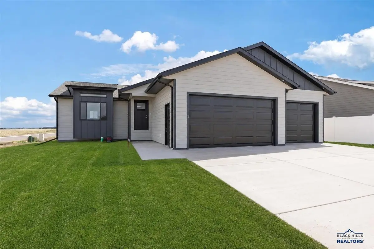 1103 Cobalt Dr, Rapid City, SD 57701 - #1