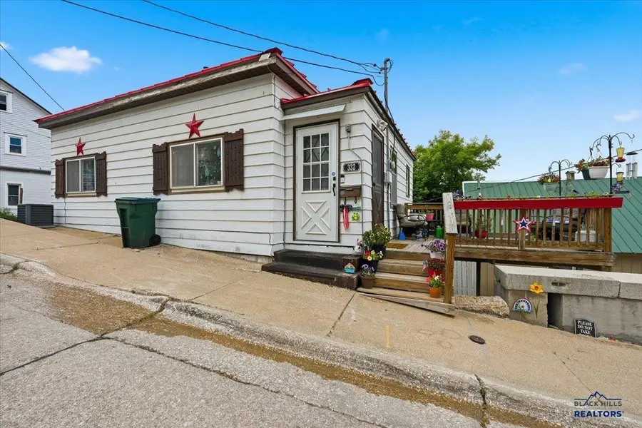332 W Addie St, Lead, SD 57754 - #2