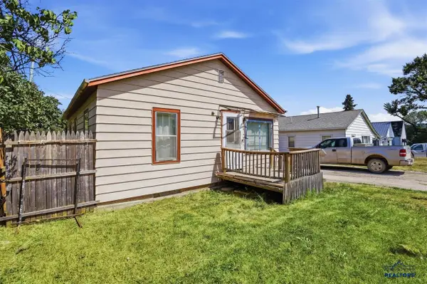 406 8th Street, Sturgis, SD 57785