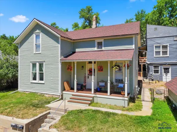 324 White Street, Lead, SD 57754