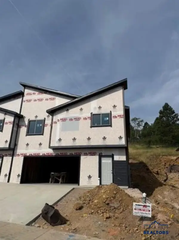 127 Mystery Wagon Road, Deadwood, SD 57732