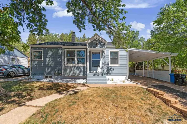 4018 Canyon Lake Drive, Rapid City, SD 57702