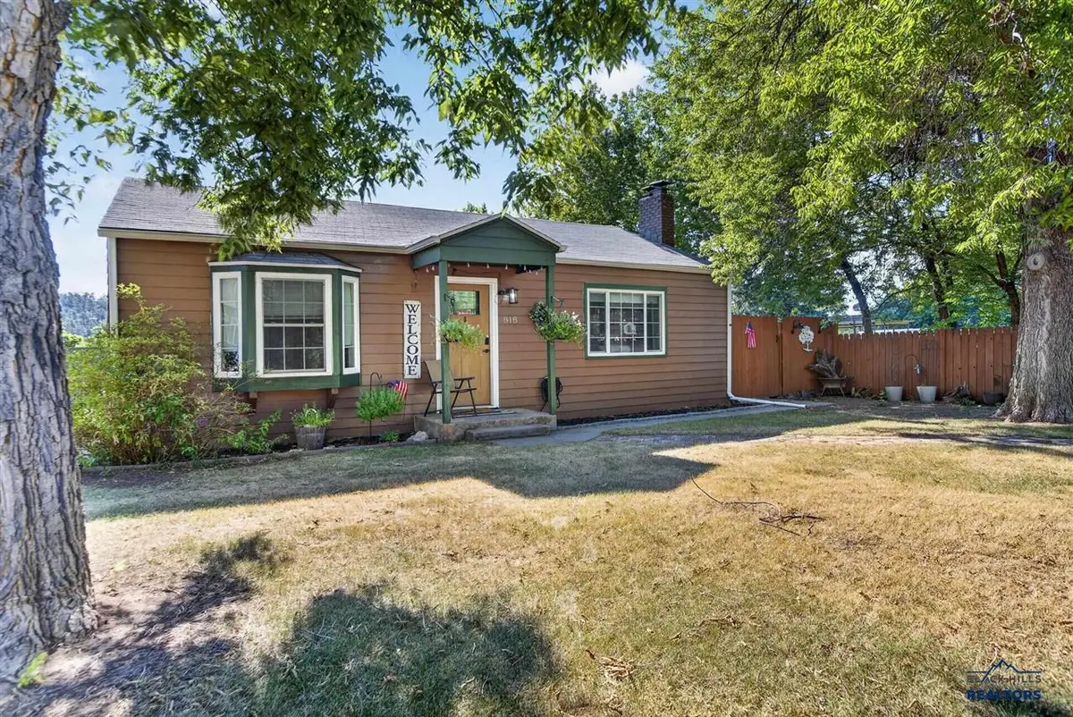 818 Roubaix Dr, Rapid City, SD 57702 - #1