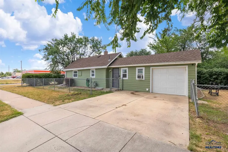 420 E Watertown Street, Rapid City, SD 57701 - #2