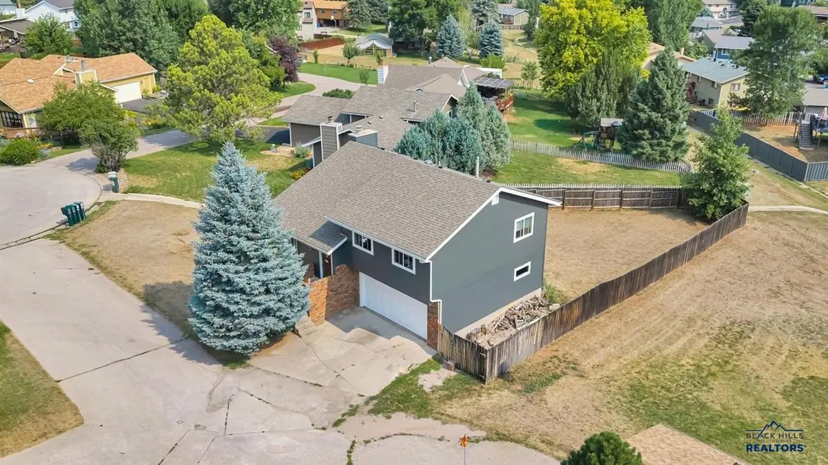 4511 Steamboat Cir, Rapid City, SD 57702 - #1