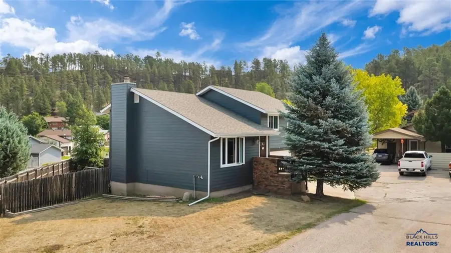4511 Steamboat Cir, Rapid City, SD 57702 - #3