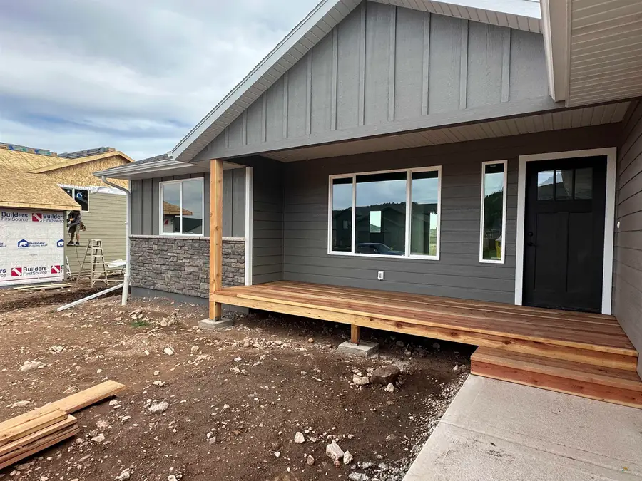 3442 Joseph St, Sturgis, SD 57785 - #2