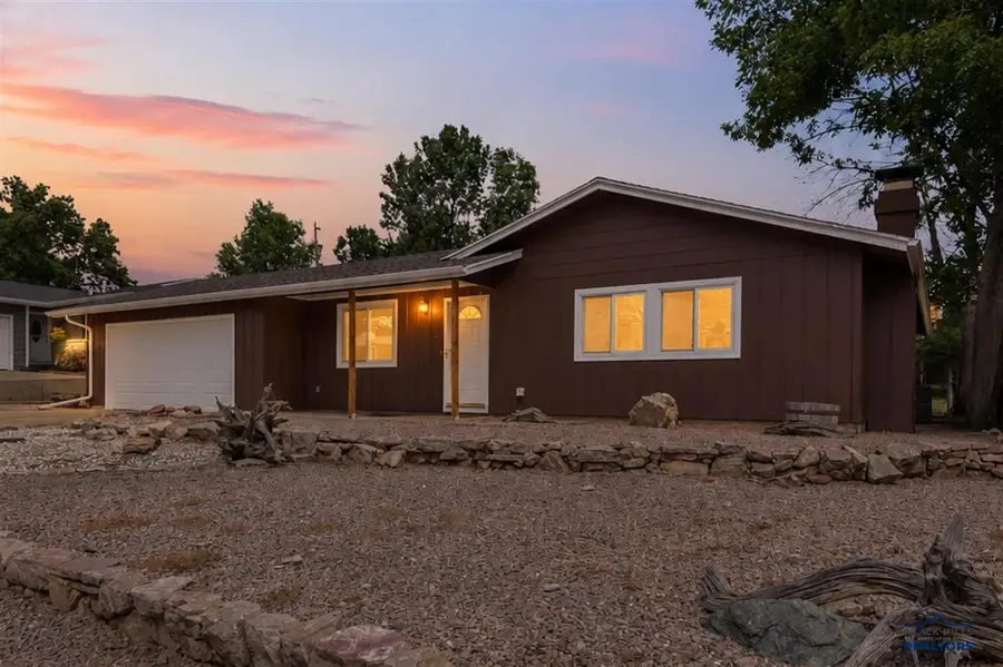 1516 N 7th St, Rapid City, SD 57701 - #3