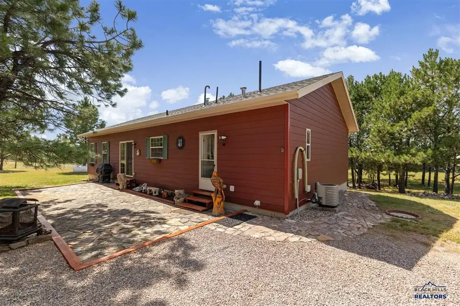 10447 Southern Cross Rd, Edgemont, SD 57735 - #3