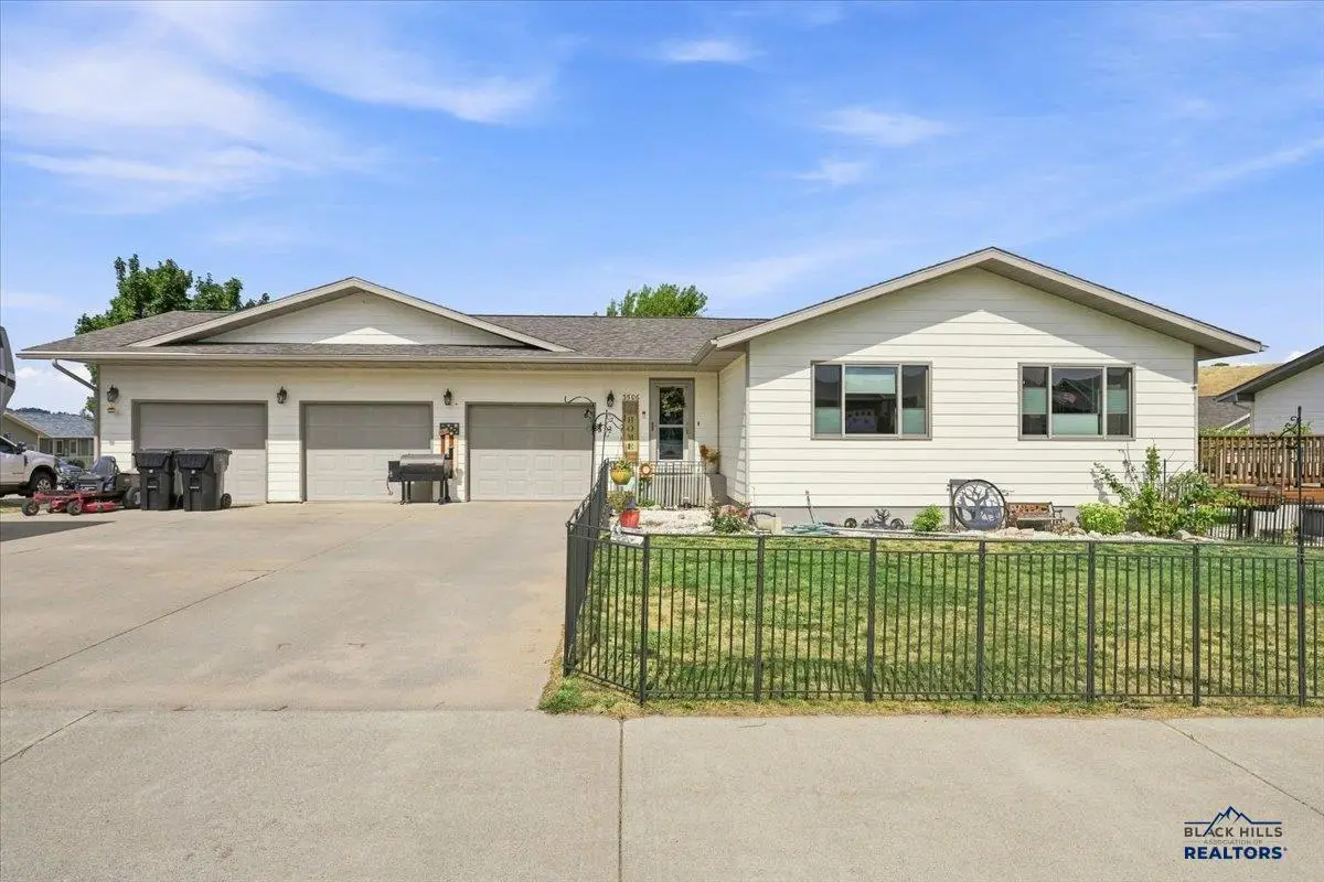 3506 Roughlock Ln, Spearfish, SD 57783 - #1