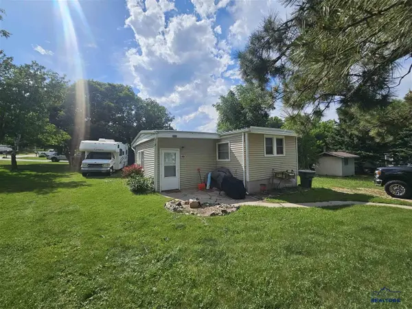 3235 Vanocker Drive, Sturgis, SD 57785