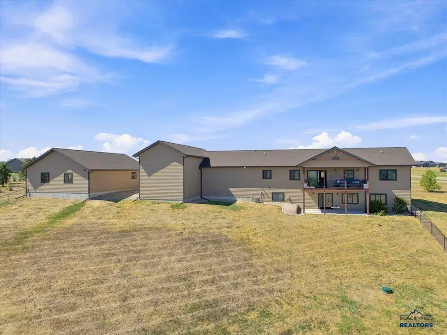 19242 Iron Horse Ct, Belle Fourche, SD 57717 - #3