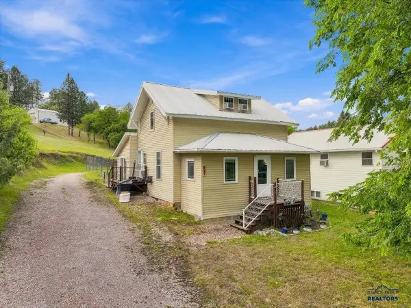 821 Arthur Street, Whitewood, SD 57793