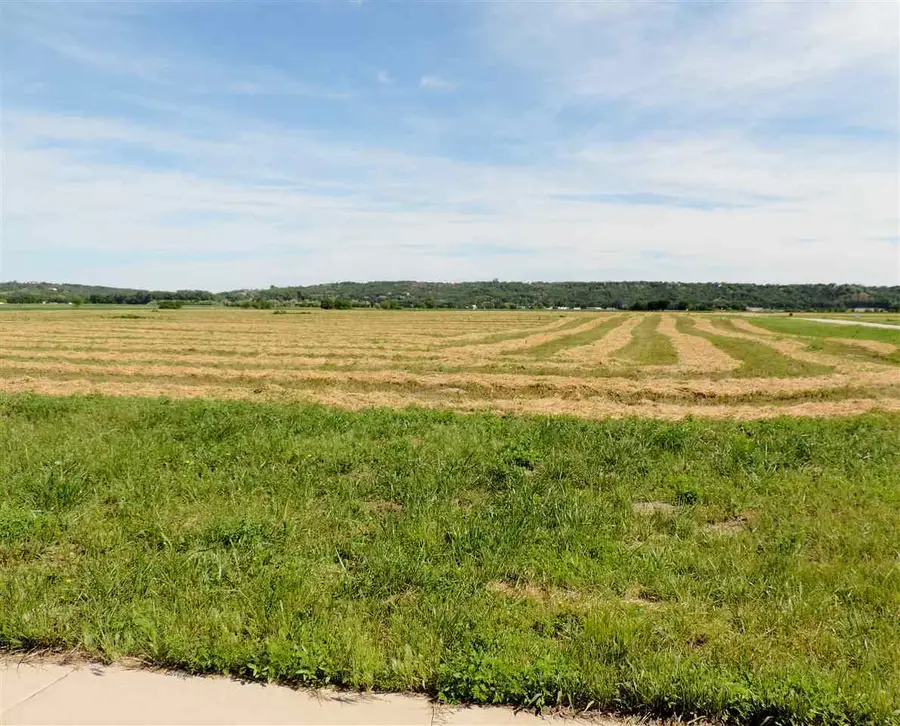 Address Withheld By Seller, Yankton, SD 57078 - Image #3