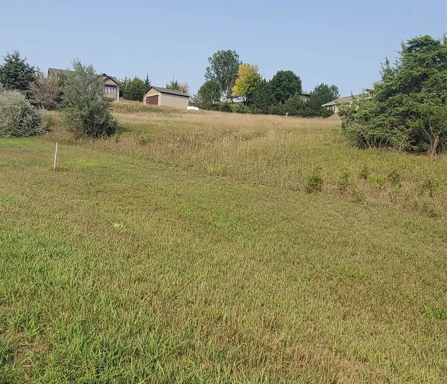 LOT 33 Baycliffe, Yankton, SD 57078 - Image #3