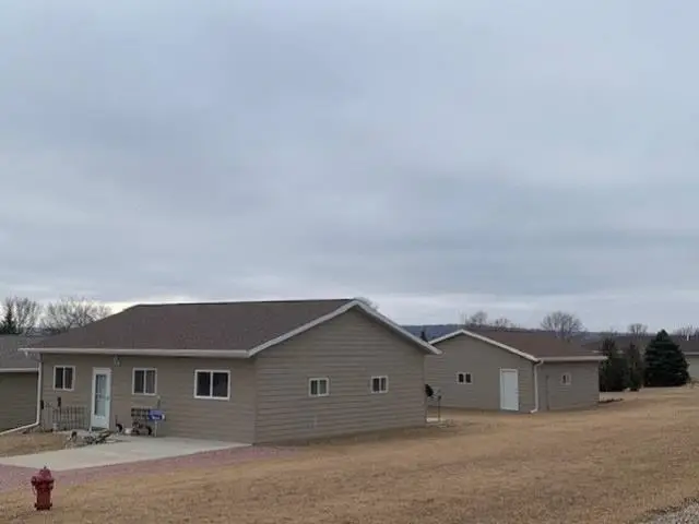 1115 4th St., Springfield, SD 57062 - Image #2