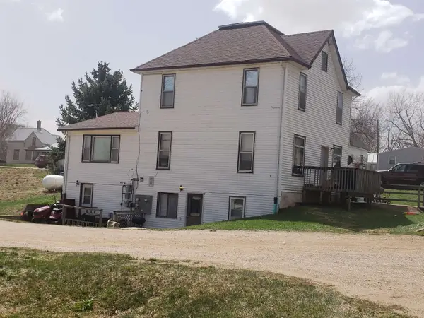 306 Main, Volin, SD 57072