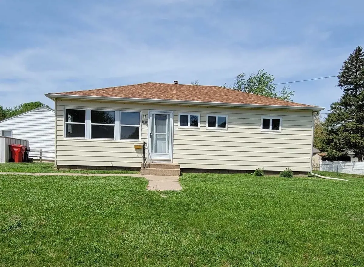 Address Withheld By Seller, Yankton, SD 57078 - Image #1