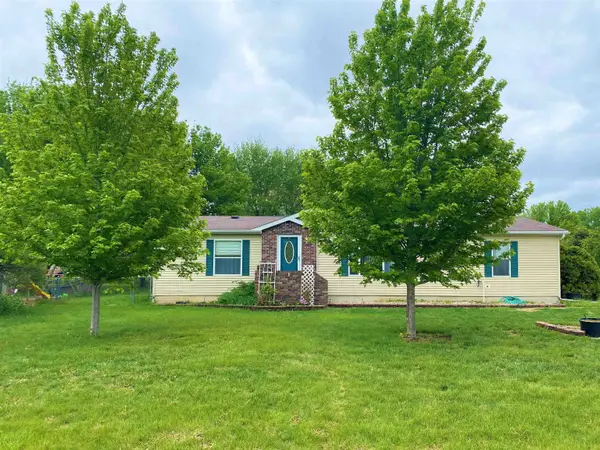 1302 Oak St., Yankton, SD 57078