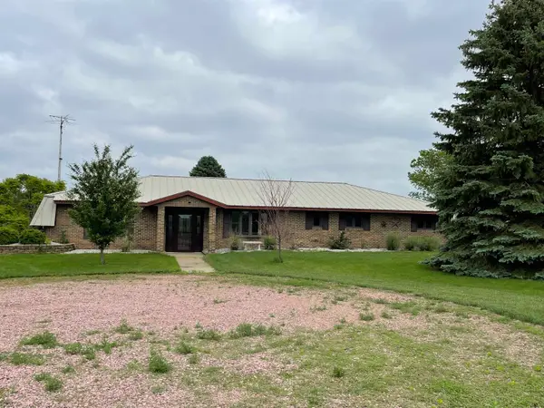 30174 438, Utica, SD 57067