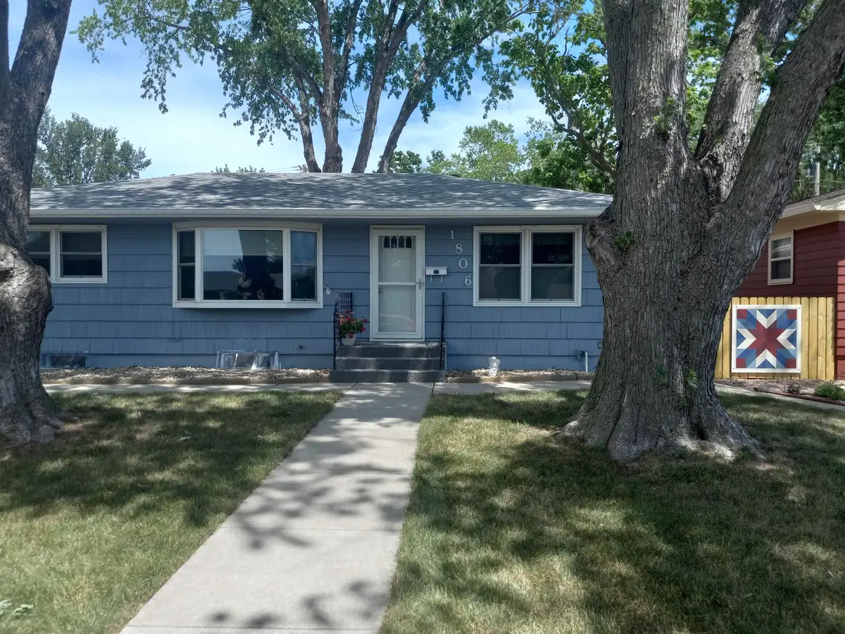 Address Withheld By Seller, Yankton, SD 57078 - #1