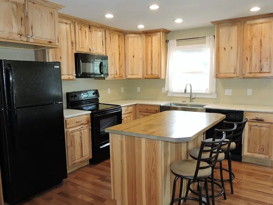 204 E 21st Street, Yankton, SD 57078 - Image #3