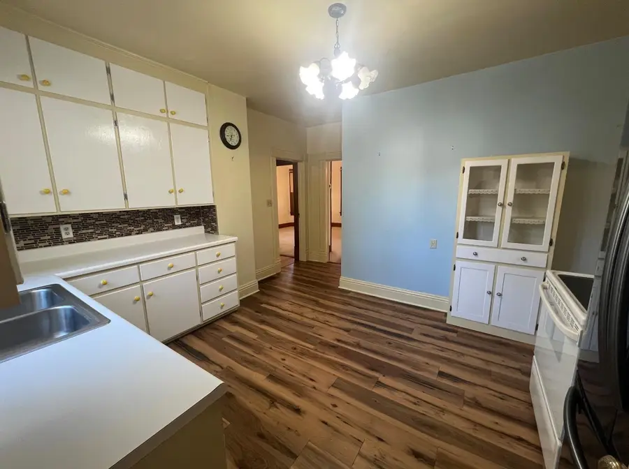 306 Meckling, Gayville, SD 57031 - Image #3