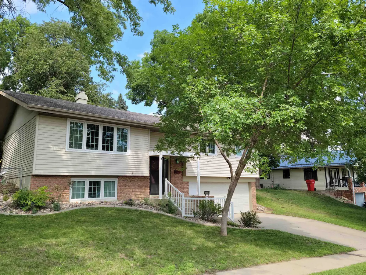 Address Withheld By Seller, Yankton, SD 57078 - #1