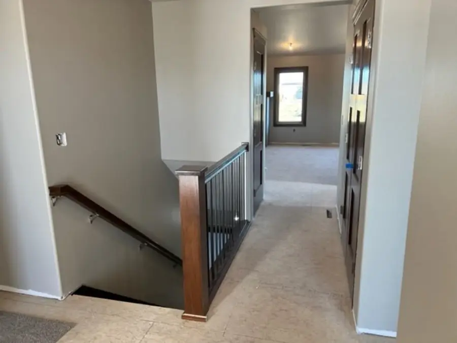 1906 West St., Yankton, SD 57078 - Image #3